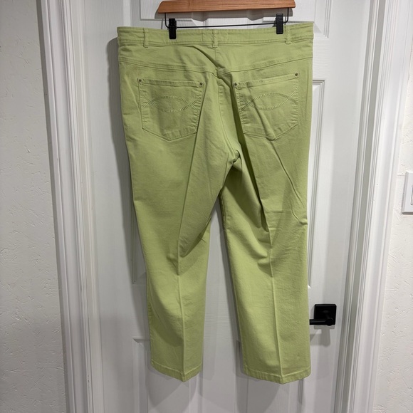 Gerry Weber Light Green Trousers 5-Pocket Design Cotton Blend Stretch Straight - Picture 4 of 9
